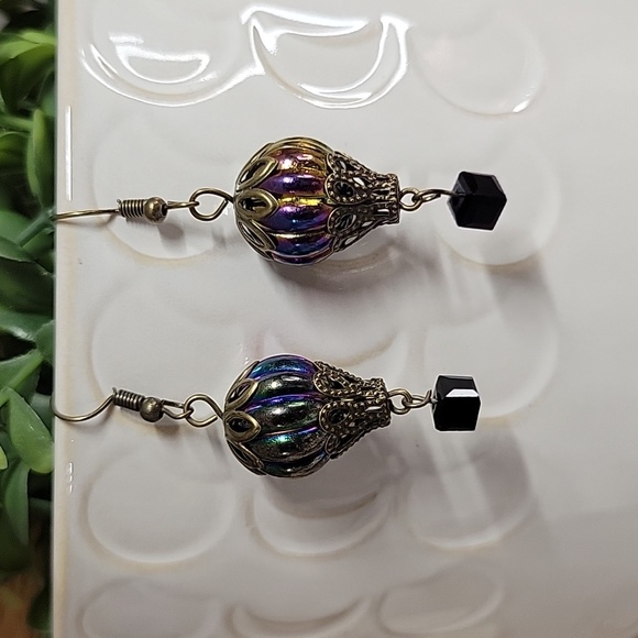 Hot Air Balloon Earrings - Picture 5 of 7